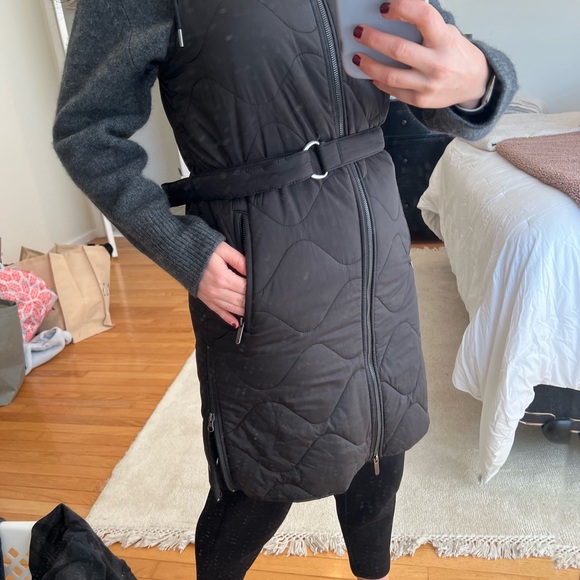 Black Quilted Vest with Belt - Picture 12 of 12